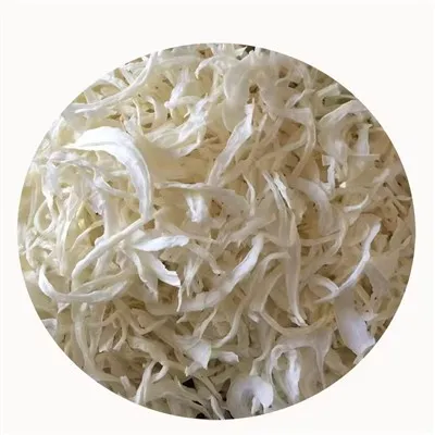 Weiße Zwiebelwürfel